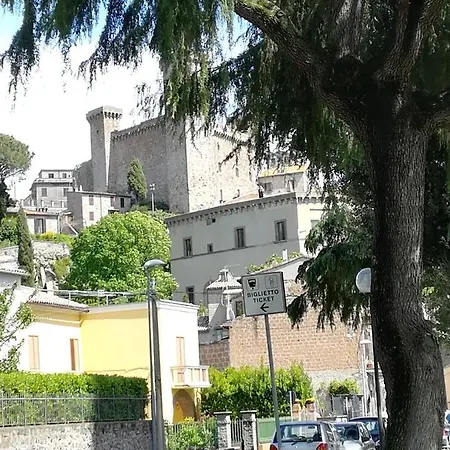 Turistico Civico 4 *